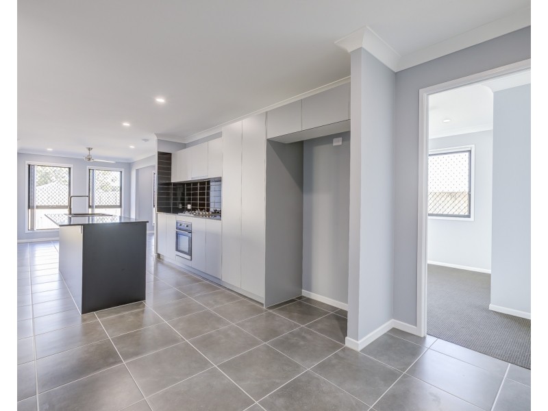 28 Brett Street, Pimpama QLD 4209