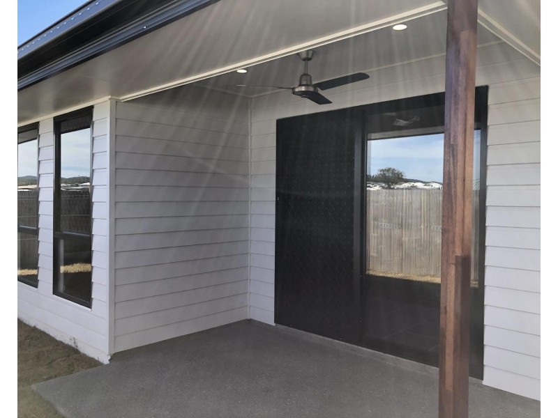 28 Brett Street, Pimpama QLD 4209