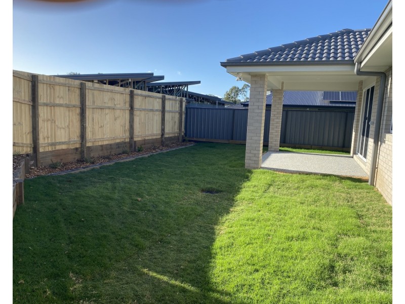 3 Sutherland Street, Gleneagle QLD 4285