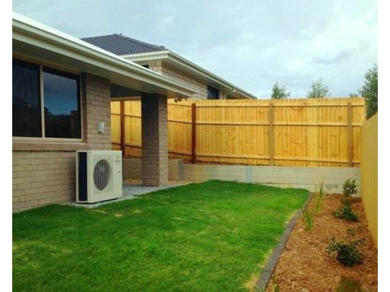 4 Sunstone Avenue, Pimpama QLD 4209