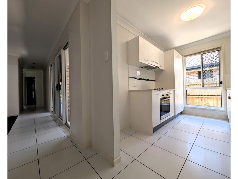 33 Bellagio Street, Coomera QLD 4209