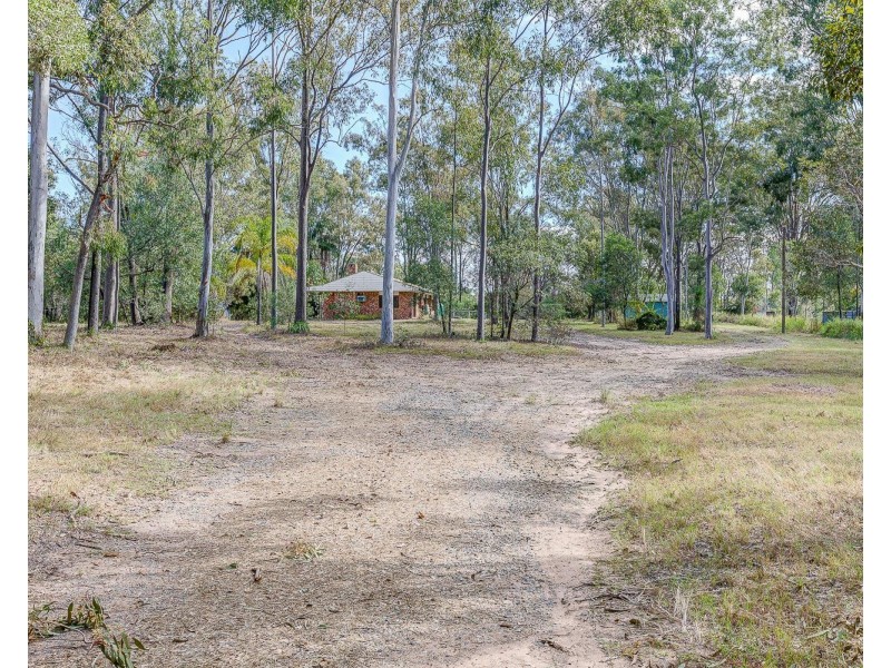 23-25 Strawpocket Crescent, Jimboomba QLD 4280