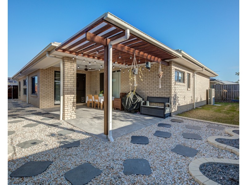 83 Great Sandy Circuit, Pimpama QLD 4209