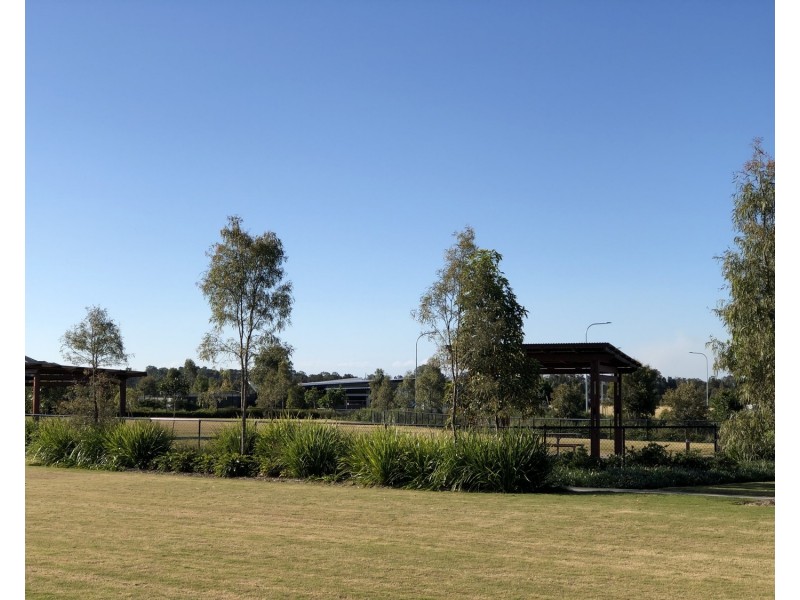 83 Great Sandy Circuit, Pimpama QLD 4209