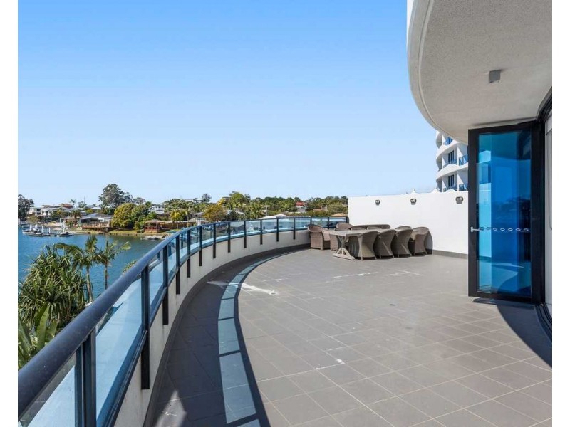 1105/5 Harbourside Court, Biggera Waters QLD 4216