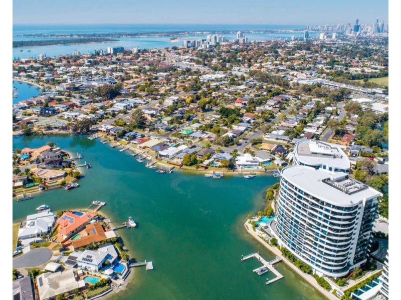 1105/5 Harbourside Court, Biggera Waters QLD 4216