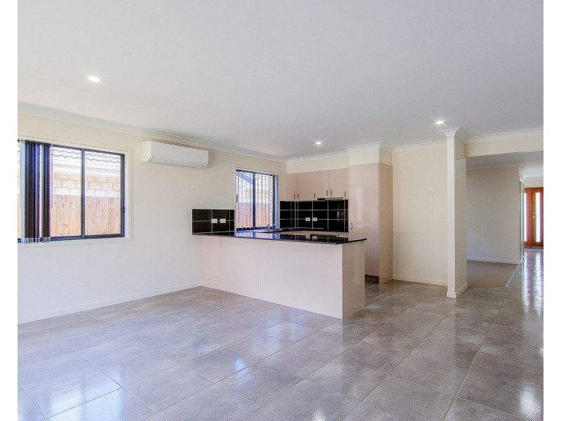 21 McWilliam Street, Pimpama QLD 4209