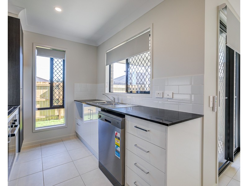B/73 Montana Circuit, Logan Reserve QLD 4133