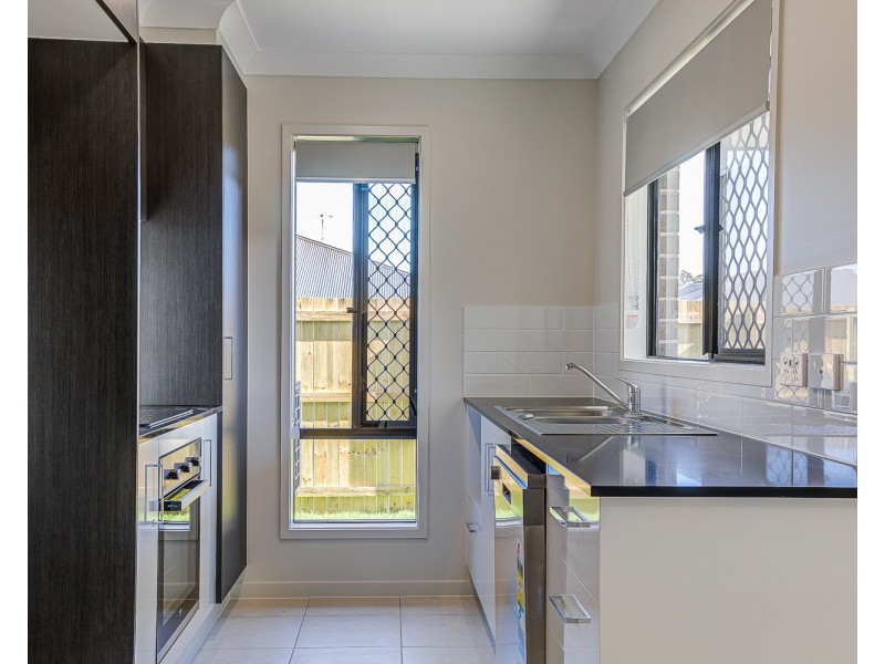 B/73 Montana Circuit, Logan Reserve QLD 4133