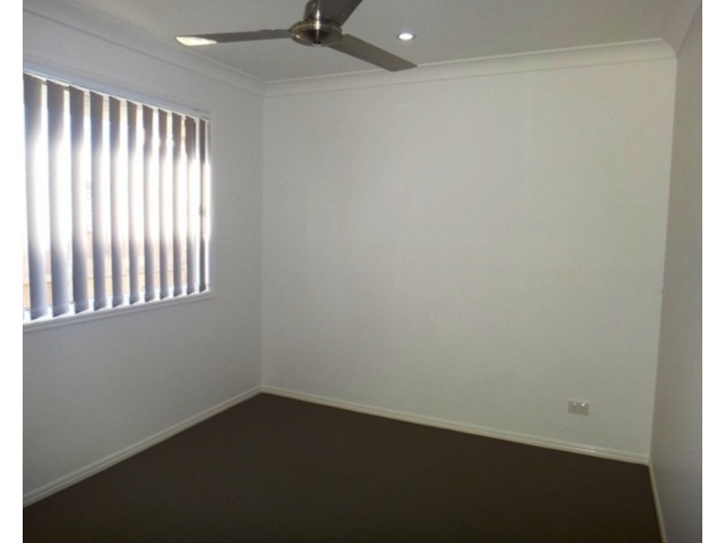 27 Hasemann Crescent, Upper Coomera QLD 4209