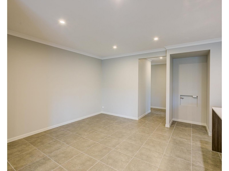 16 Marigold Road, Greenbank QLD 4124