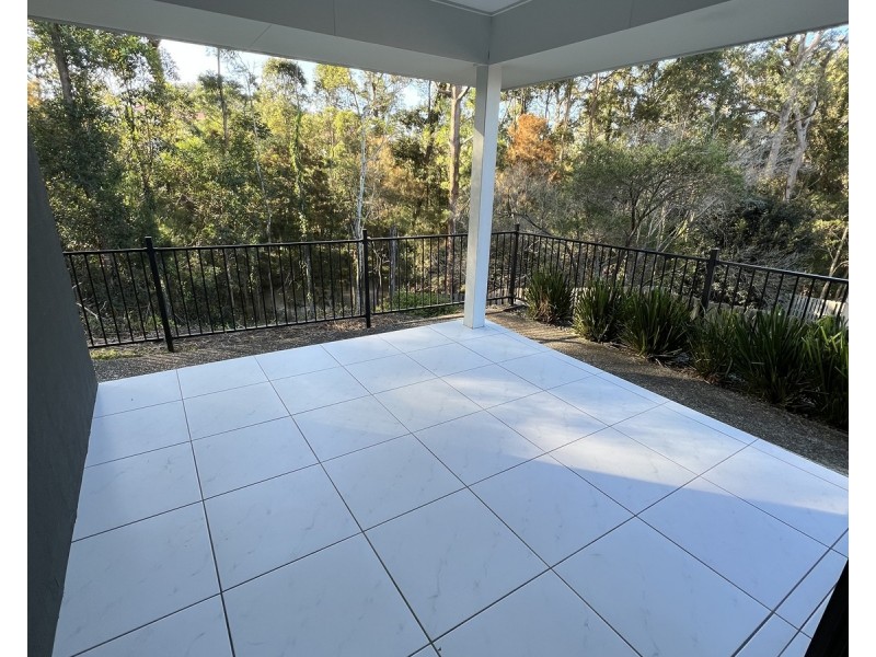 8 Cathmor Court, Oxenford QLD 4210