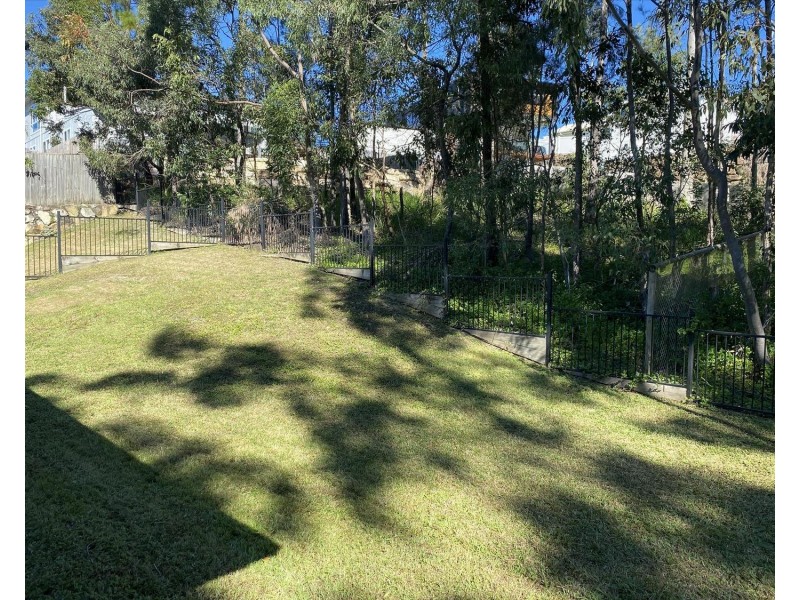 8 Cathmor Court, Oxenford QLD 4210
