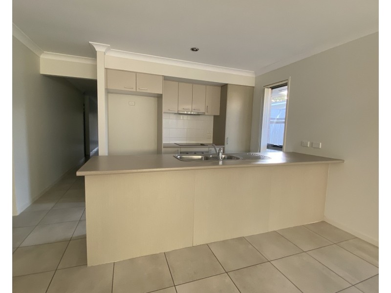 12 Matas Drive, Pimpama QLD 4209
