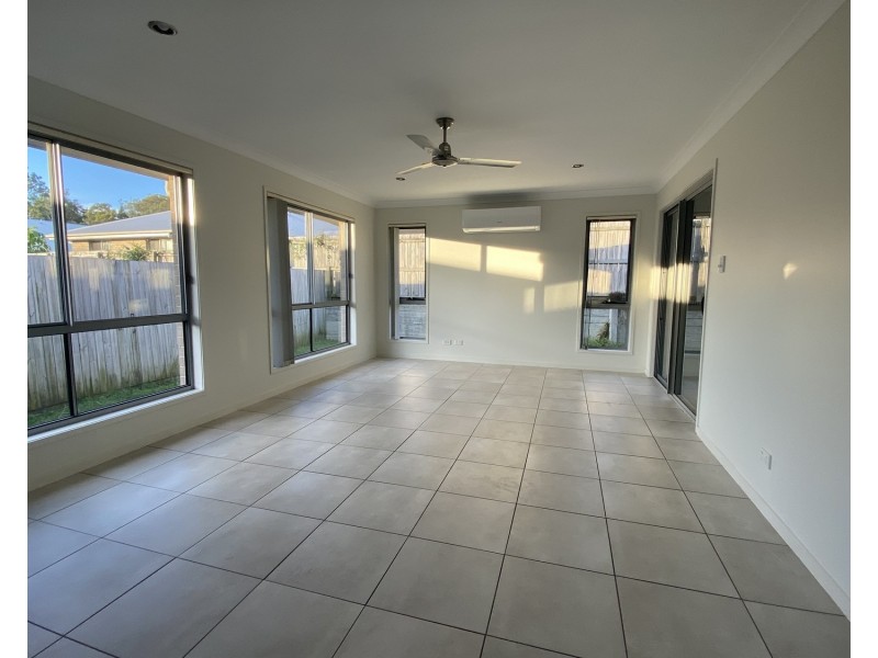 12 Matas Drive, Pimpama QLD 4209