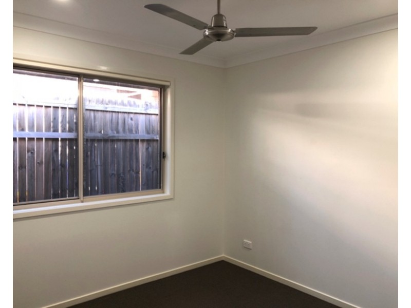 5 Milbrook Crescent, Pimpama QLD 4209