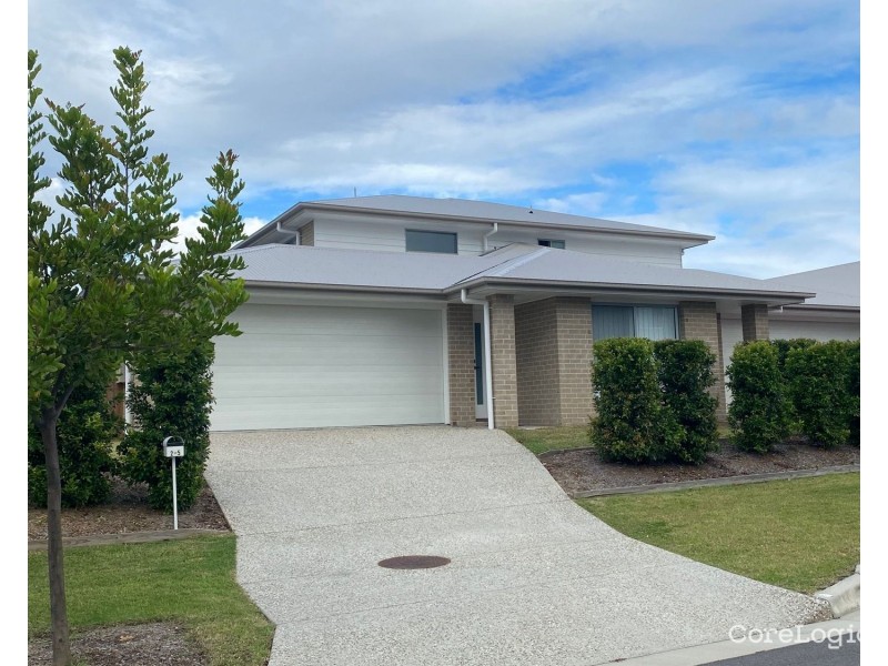 2/5 Newbury Street, Pimpama QLD 4209