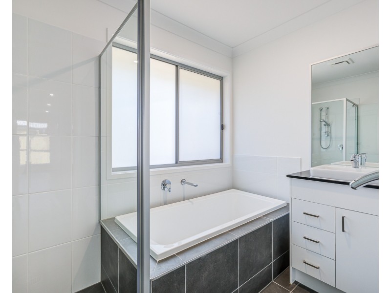 24 Brushtail Court, Bahrs Scrub QLD 4207