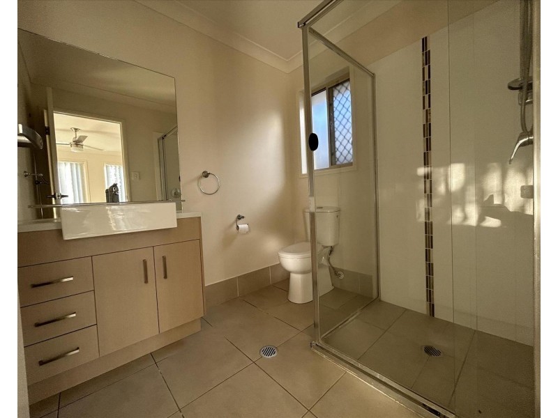14 Beaumont Drive, Pimpama QLD 4209