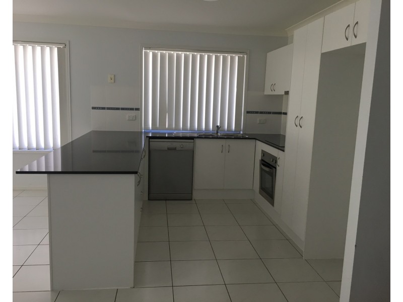 1 Anna Avenue, Ormeau QLD 4208