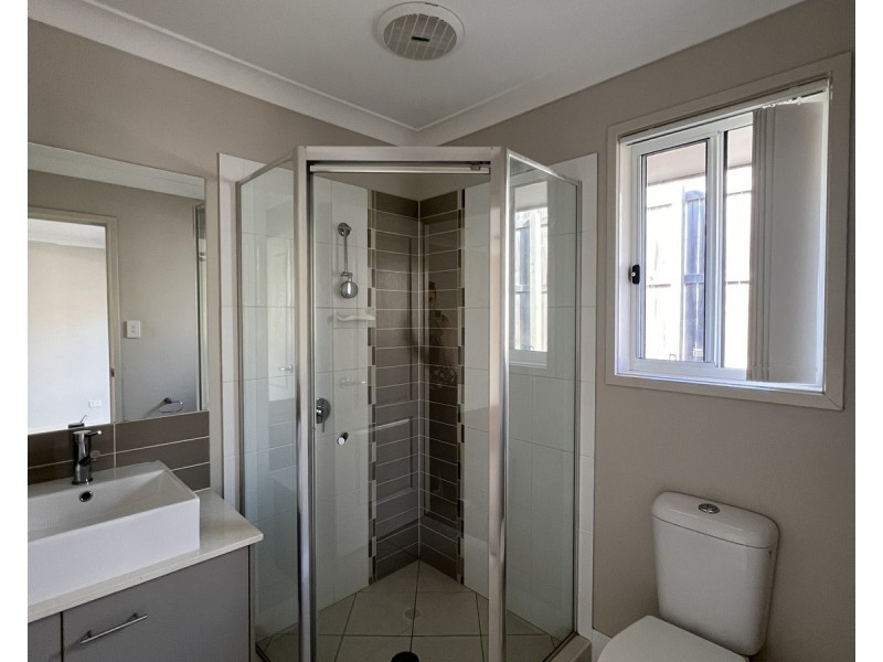 51 Hanover Drive, Pimpama QLD 4209