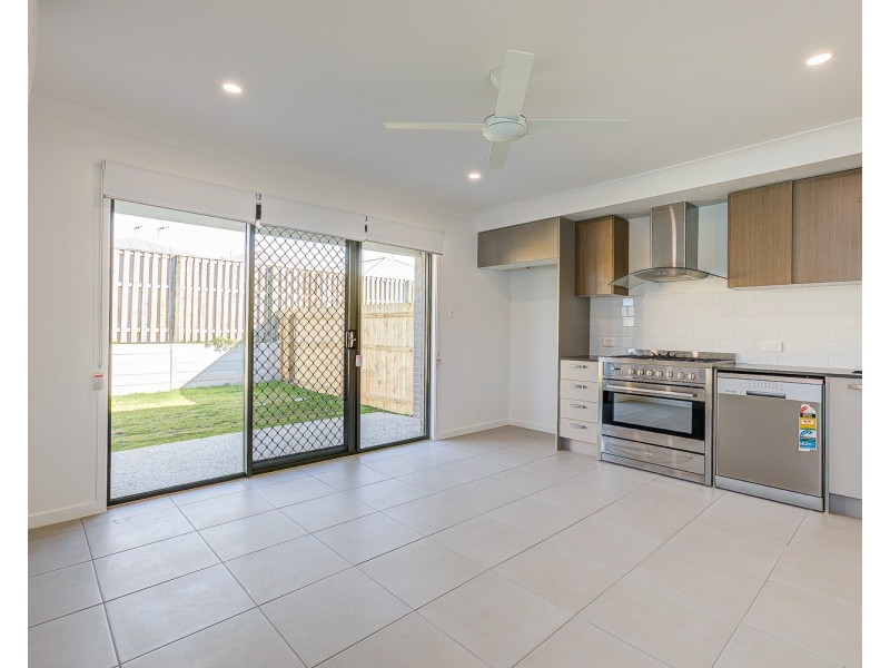 A/7 Pierro Place, Logan Reserve QLD 4133