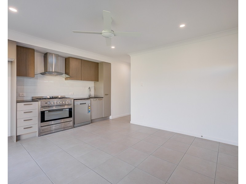A/7 Pierro Place, Logan Reserve QLD 4133