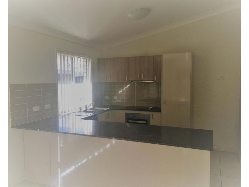 6 Hasemann Crescent, Upper Coomera QLD 4209