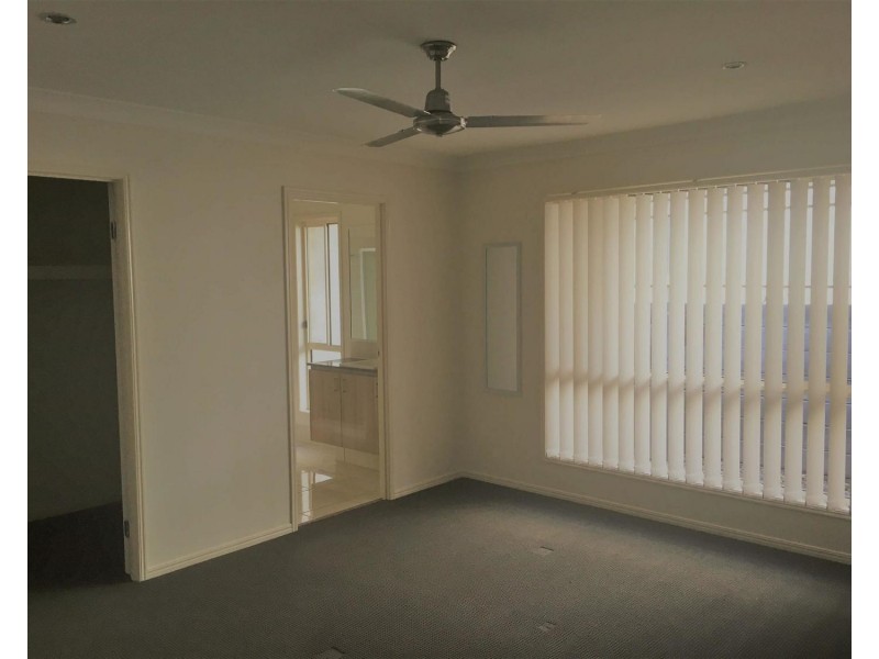 6 Hasemann Crescent, Upper Coomera QLD 4209