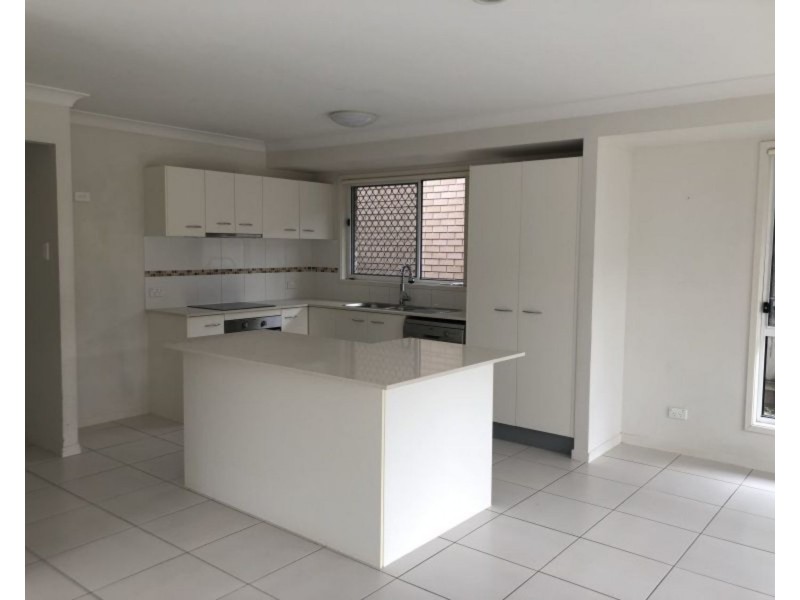 32 Bellagio Crescent, Coomera QLD 4209