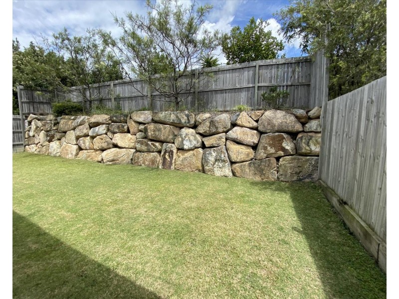 11 Geoffrey Miller Avenue, Pimpama QLD 4209