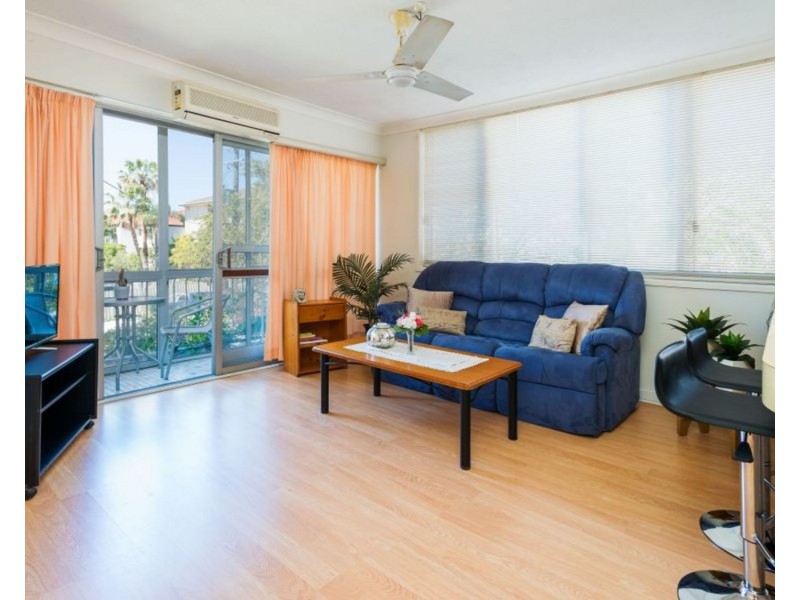 2/6 Garden Street, Southport QLD 4215