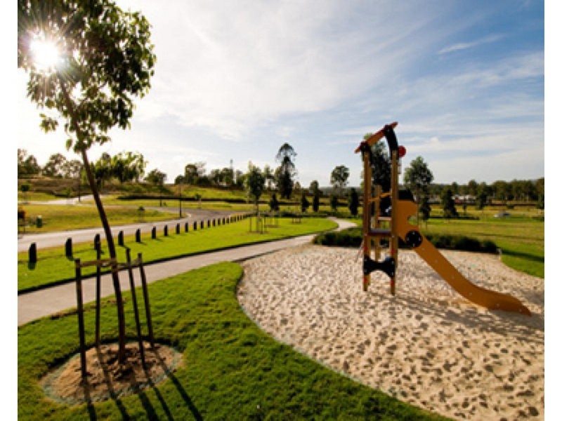 25 Skyline Circuit, Bahrs Scrub QLD 4207