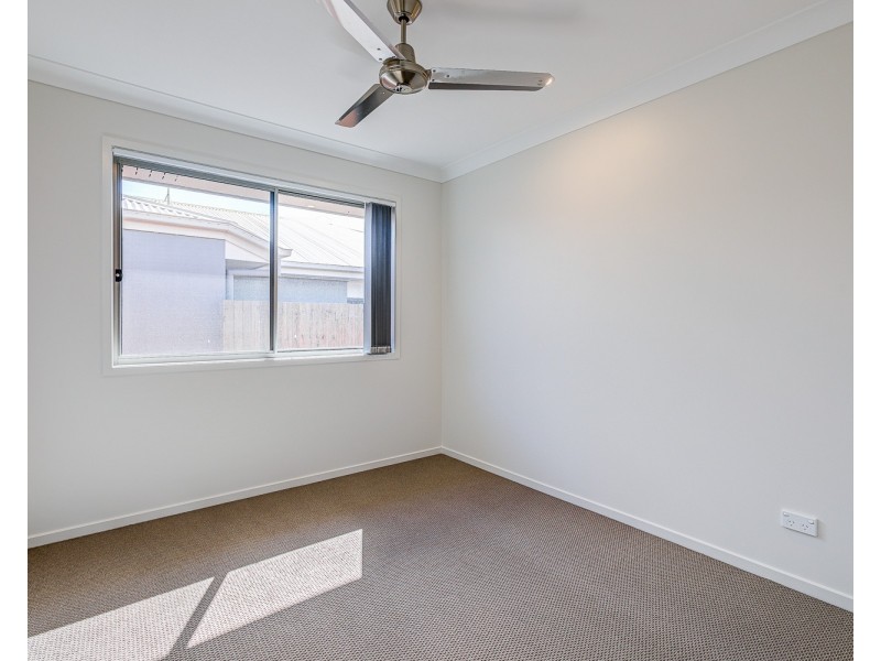 5 Flowers Drive, Coomera QLD 4209