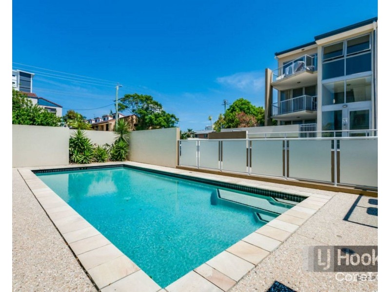 2/8 Proud Street, Labrador QLD 4215