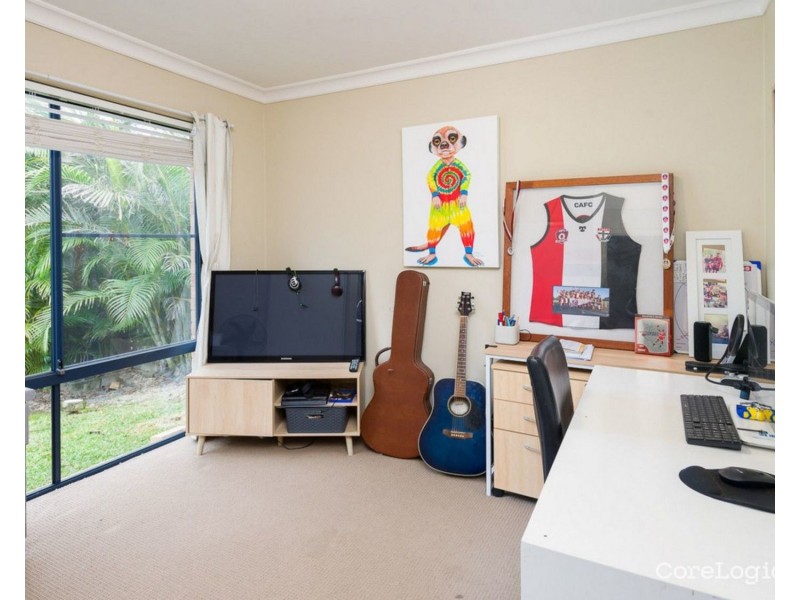 20 Fanning Court, Pacific Pines QLD 4211