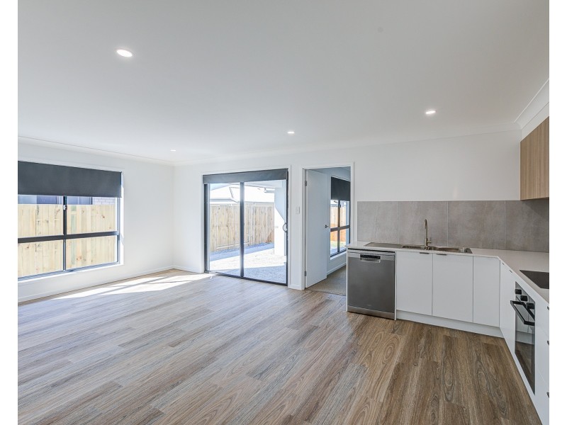 14 Mali Way, Logan Village QLD 4207