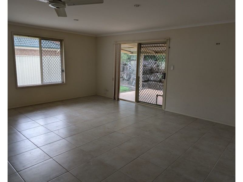 15 Winchester Drive, Nerang QLD 4211