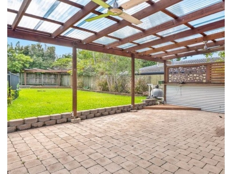 18 Ashford Road, Helensvale QLD 4212