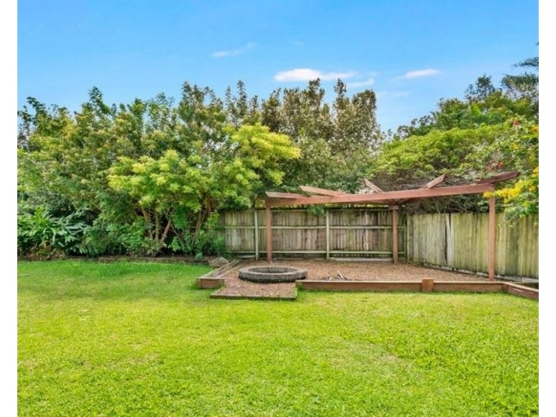 18 Ashford Road, Helensvale QLD 4212