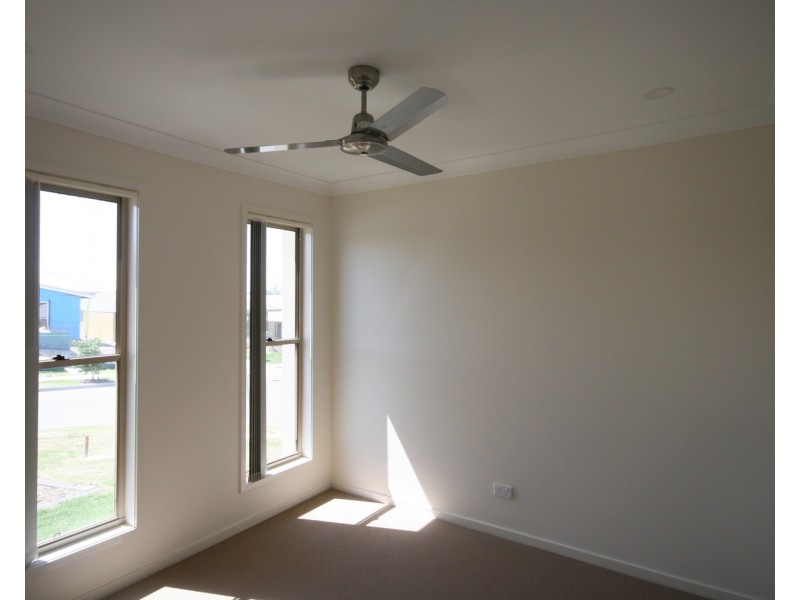 24 Greenwich Avenue, Pimpama QLD 4209