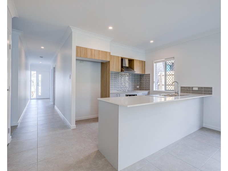 9 Herbert Street, South Maclean QLD 4280