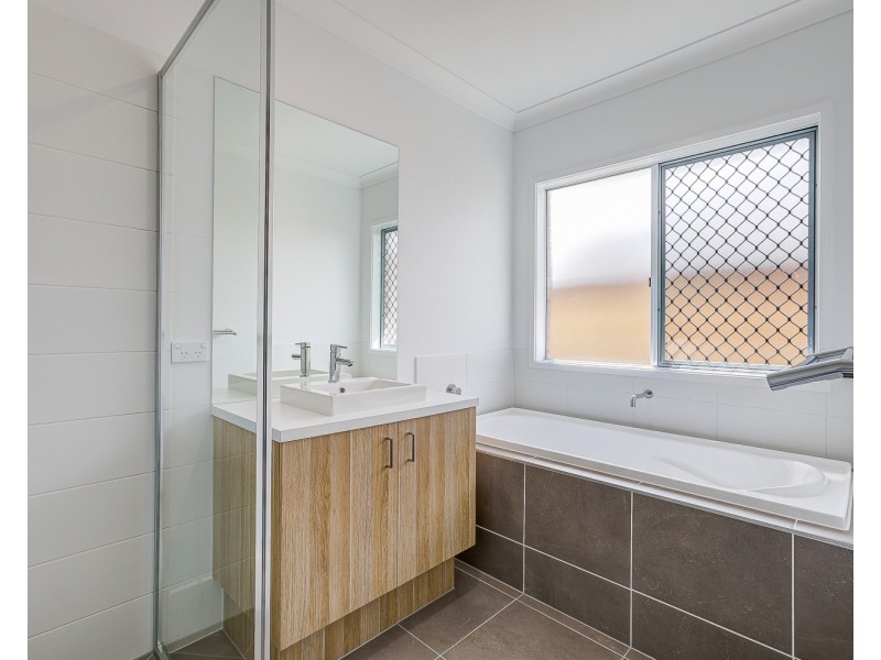 9 Herbert Street, South Maclean QLD 4280