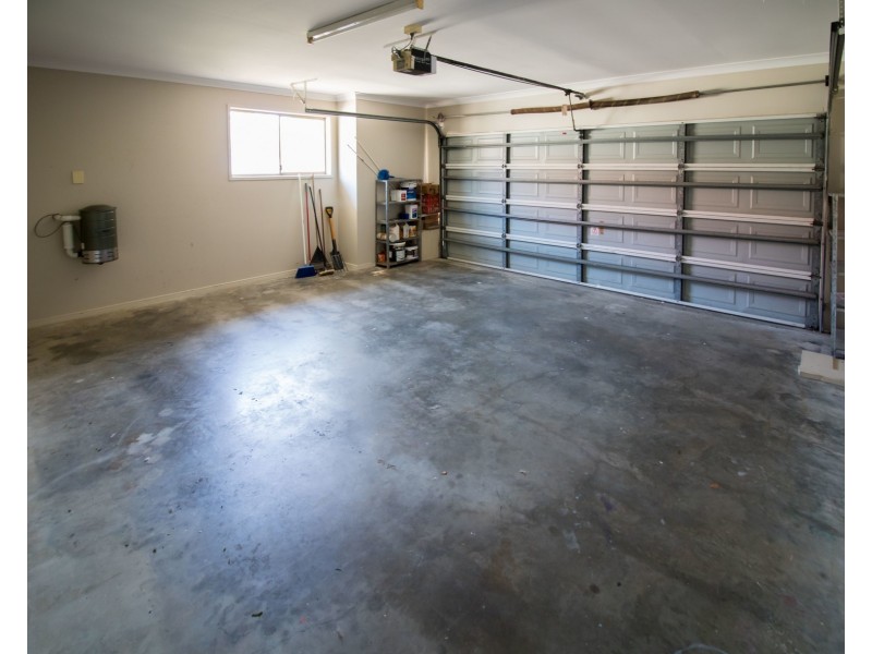 11 Fitzalan Circuit, Arundel QLD 4214