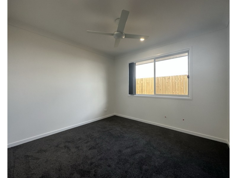16 Sunline Court, Logan Reserve QLD 4133