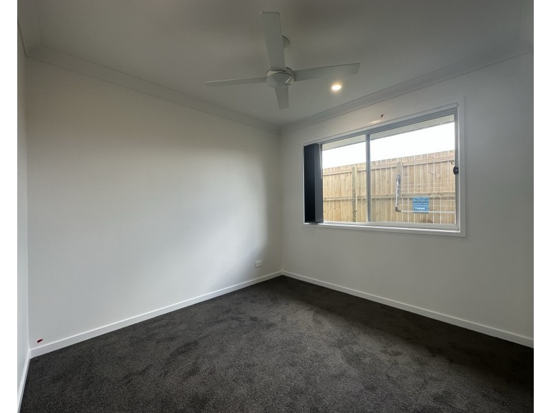 16 Sunline Court, Logan Reserve QLD 4133