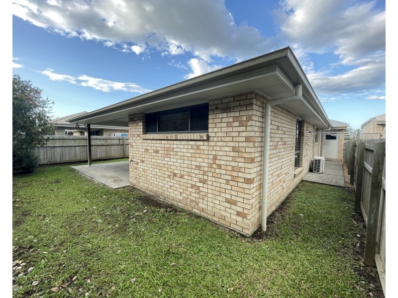 33 Benwerrin Street, Pimpama QLD 4209