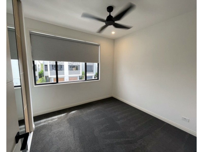 16/74 Hillview Parade, Ashmore QLD 4214