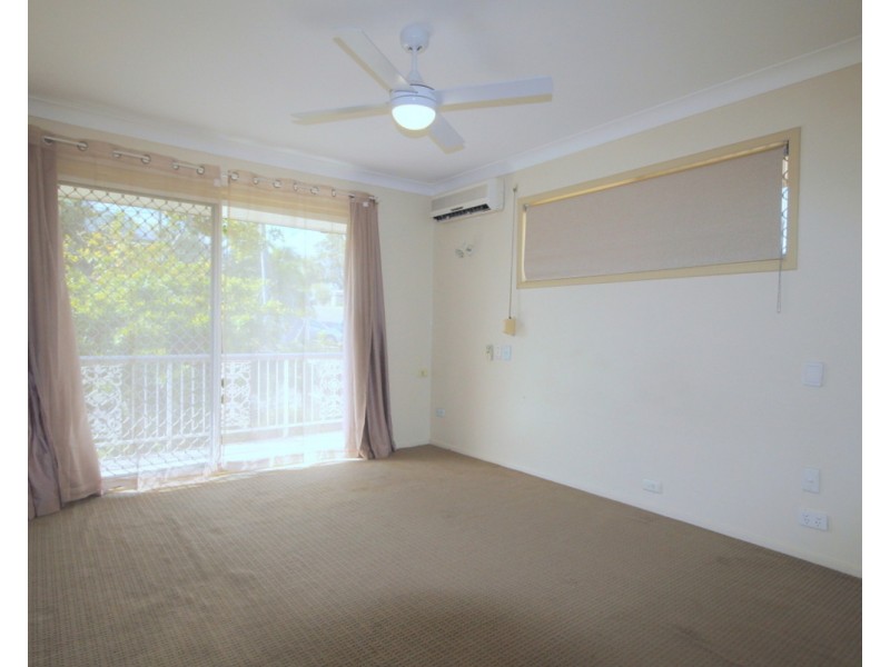 30 Wistaria Avenue, Southport QLD 4215