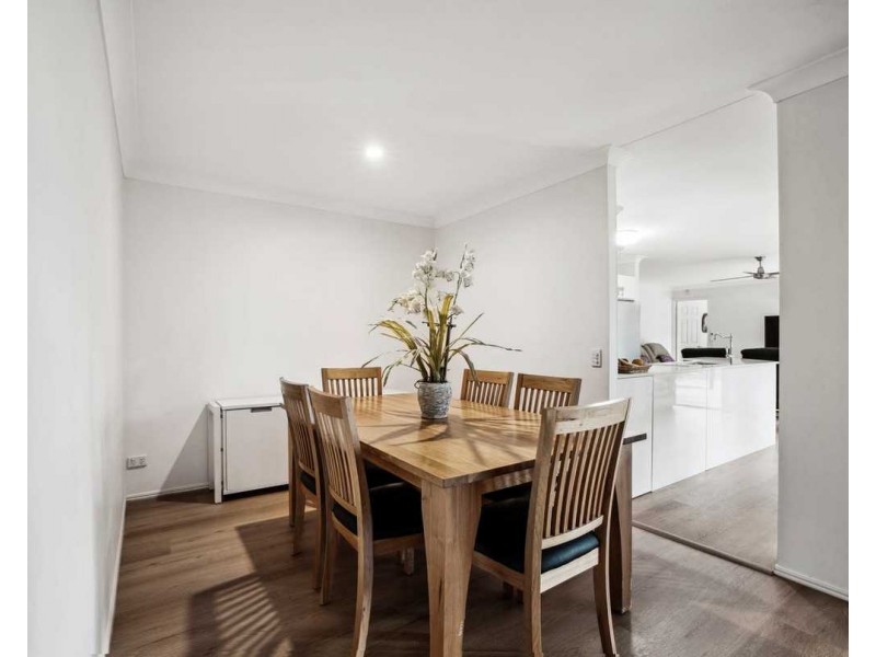 77 Inverness Way, Parkwood QLD 4214